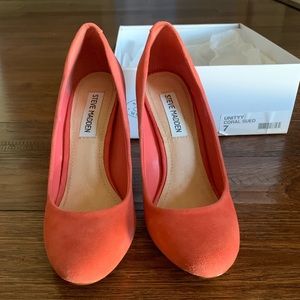 Steven Madden Unityy Pumps - Coral